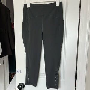 Lululemon cropped leggings